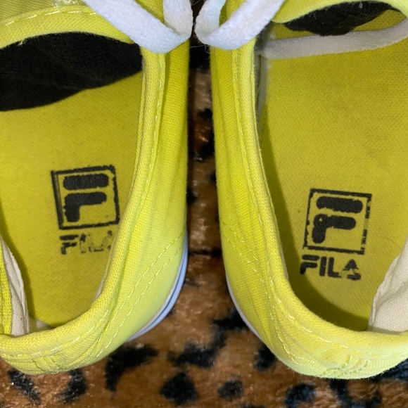 Fila Highlighter Yellow Classic Canvas Sneakers - Women's Size 9 - Picture 4 of 7